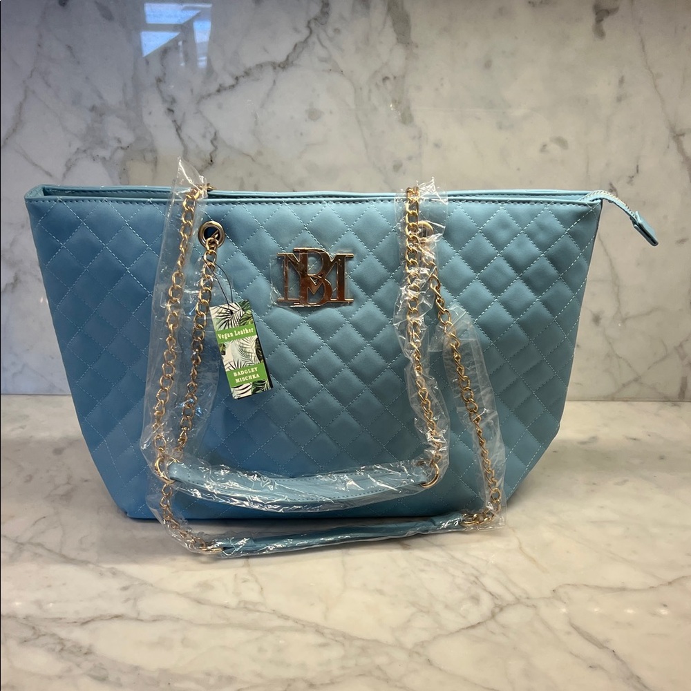 Chic Light Blue Quilted Tote Bag with Gold Chain by